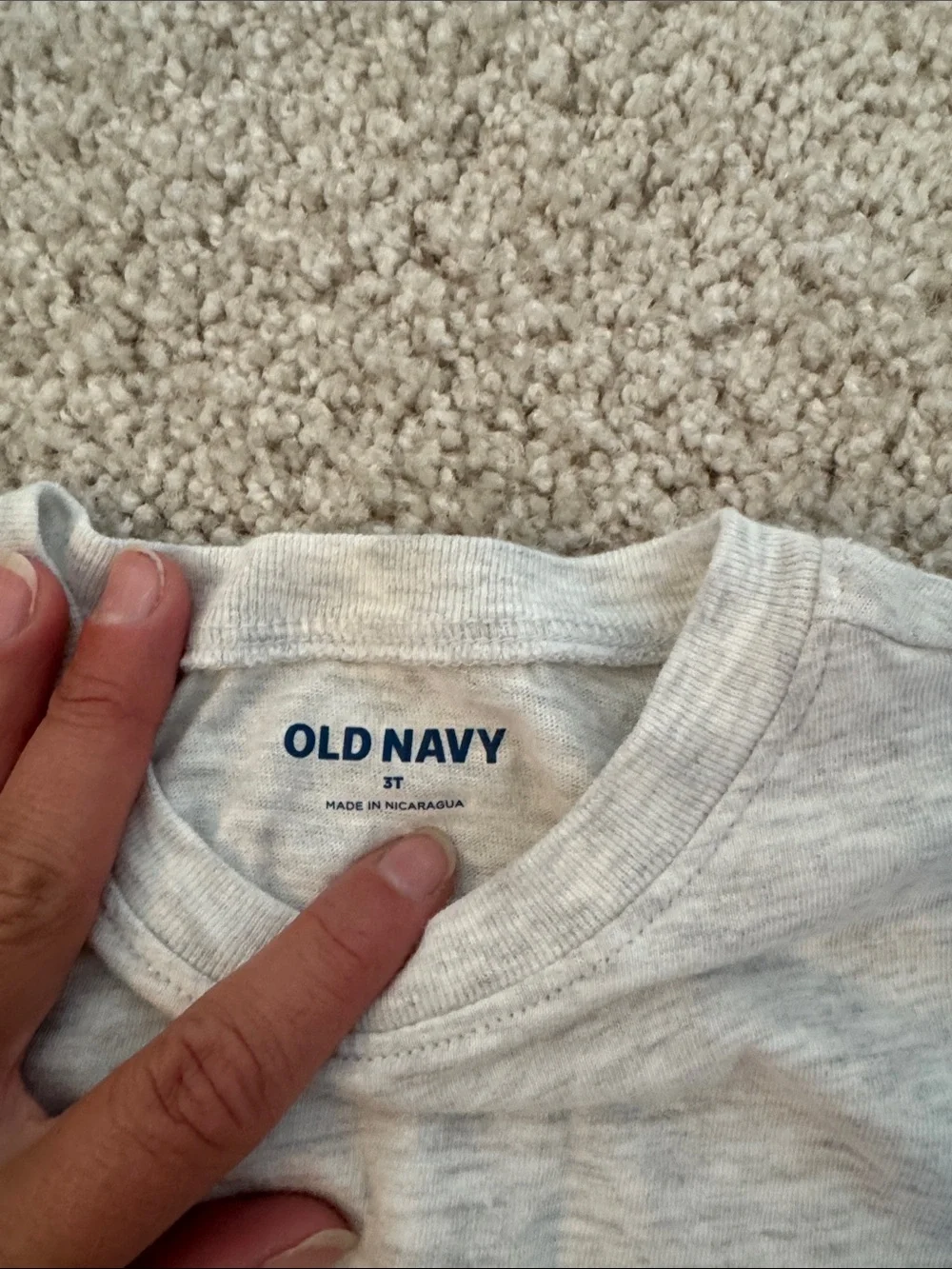 Lot of 4 shirts Gap and Old Navy size 3T